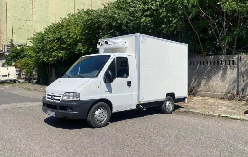 hűtős teherautó kölcsönzés