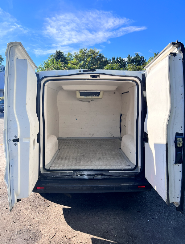 hűtős teherautó kölcsönzés