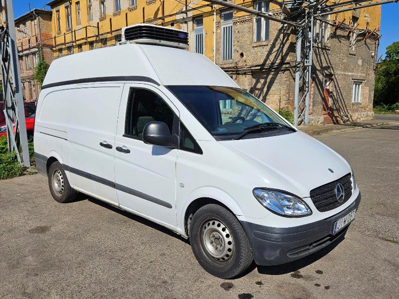 hűtős teherautó kölcsönzés