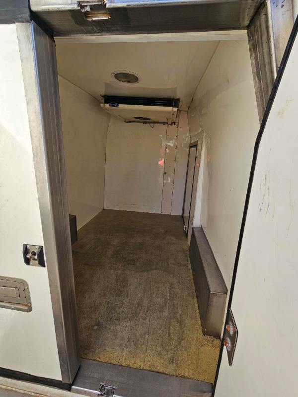 hűtős teherautó kölcsönzés