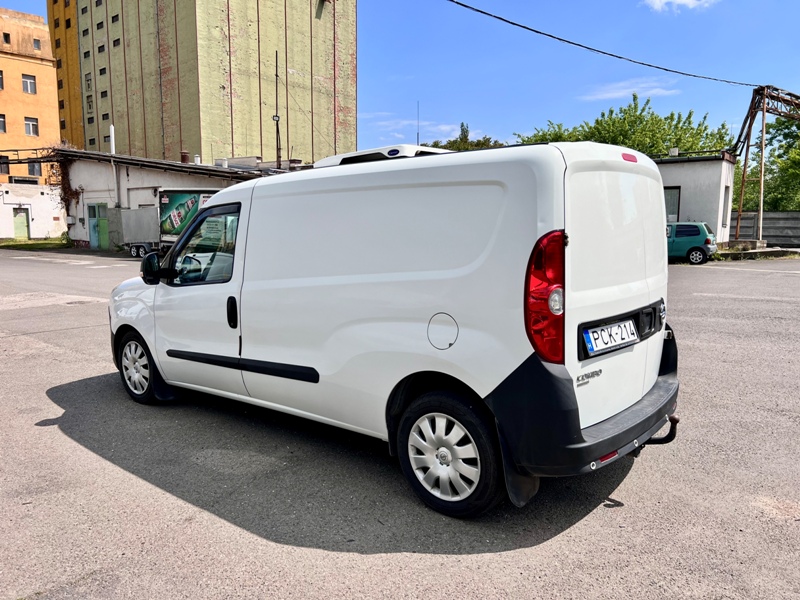 fagyasztós autó bérlés